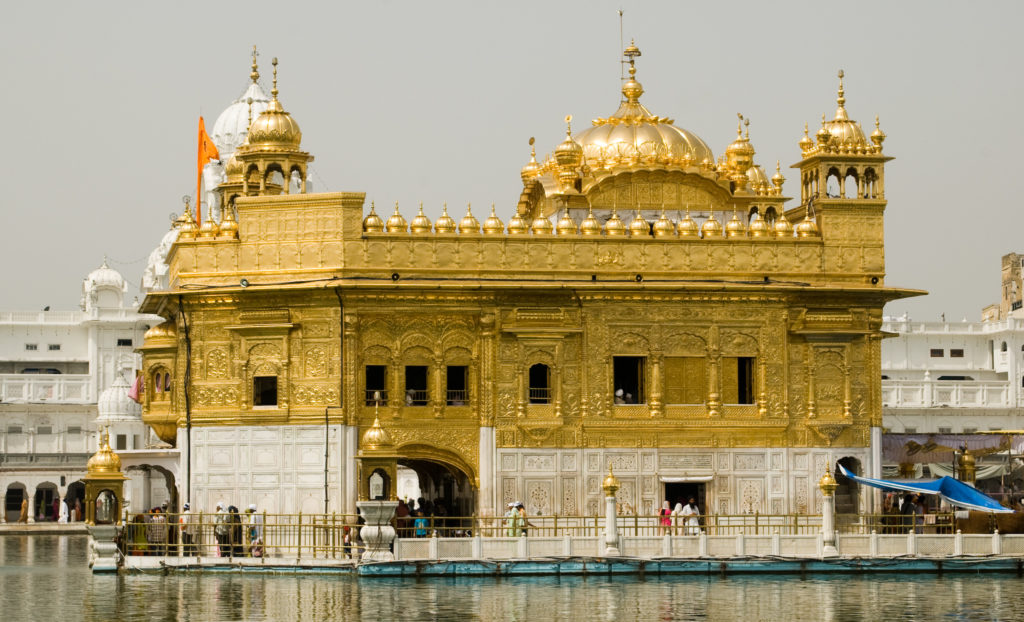 Golden Temple Best Places to Visit in Amritsar In Hindi