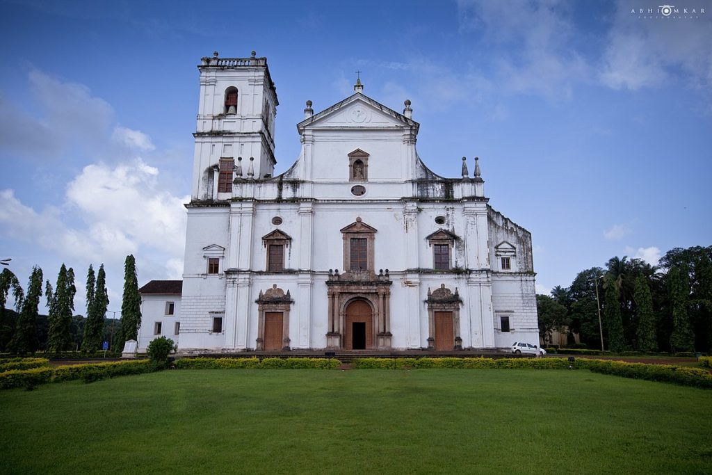 Basilica Of Bom Jesus Goa Me Ghumne ki jagah 