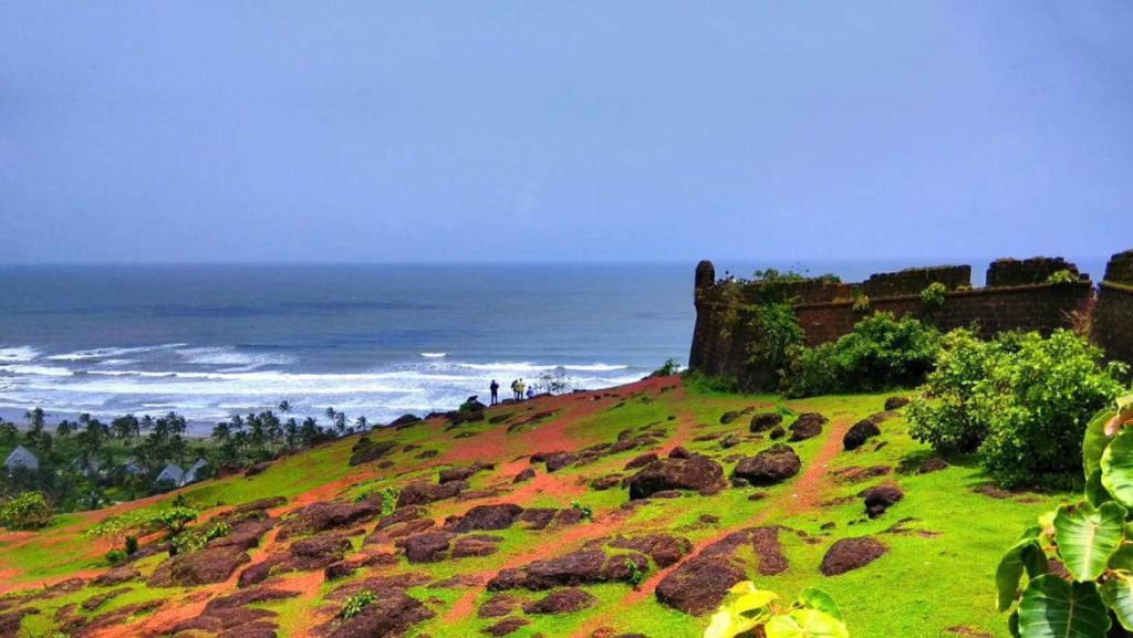 Chapora Fort In Goa Tourism In Hindi