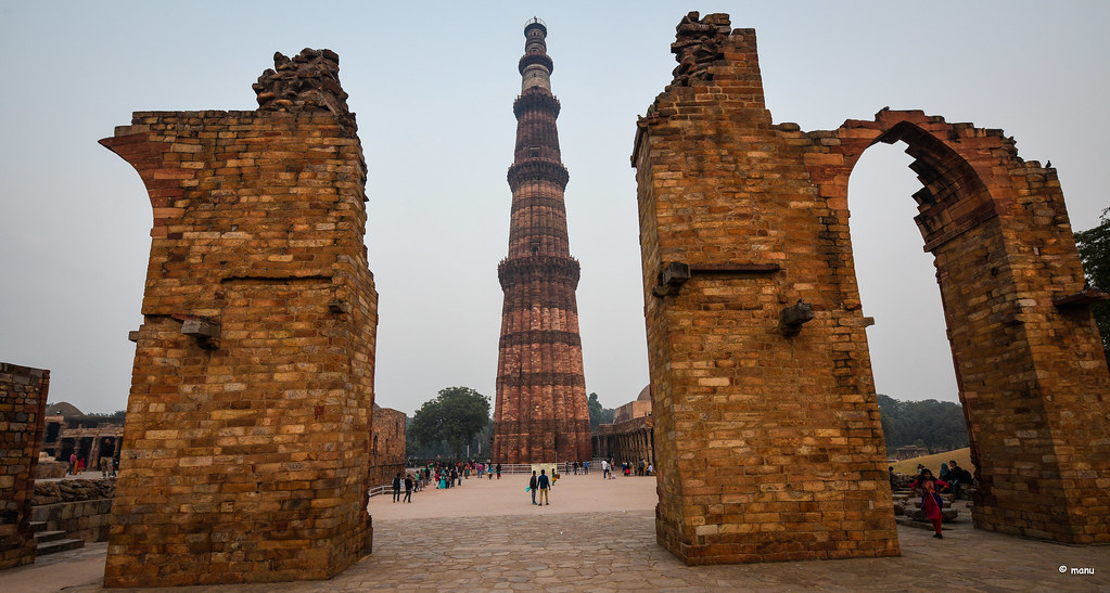 Kutubminar Delhi Tourist Places In Hindi