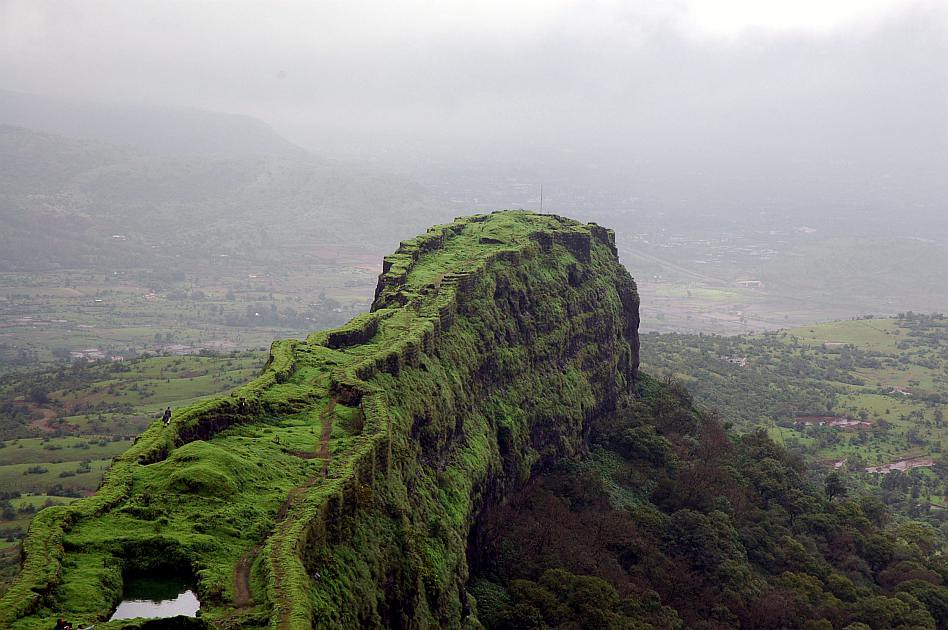 Lonavala Hill Station In Maharashtra Tourism in Hindi - Maharashtra Me Ghumne Ki Jagah 