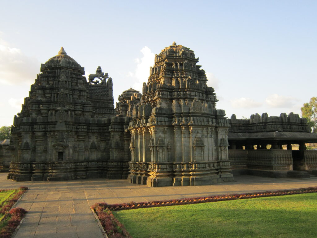 
केदारेश्वर टेम्पल - Hajo Assam Ka Pramukh Darshaniya Sthal In Hindi 