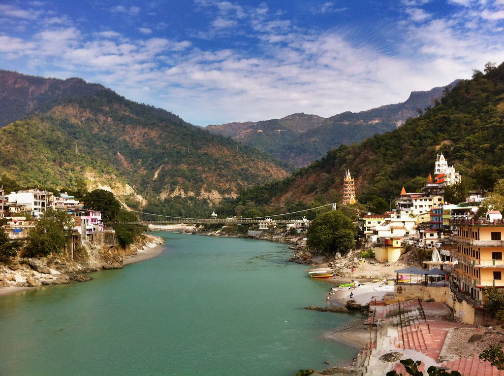 Best Tourist Places In Rishikesh In Hindi