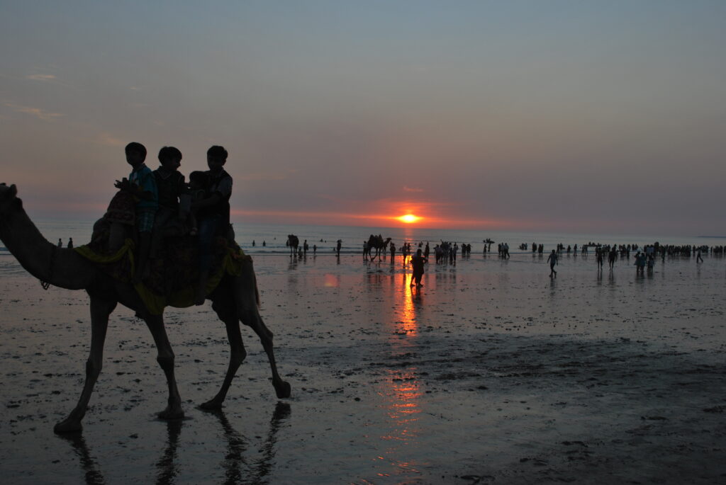 Mandavi Beach In Ratnagiri Tourism