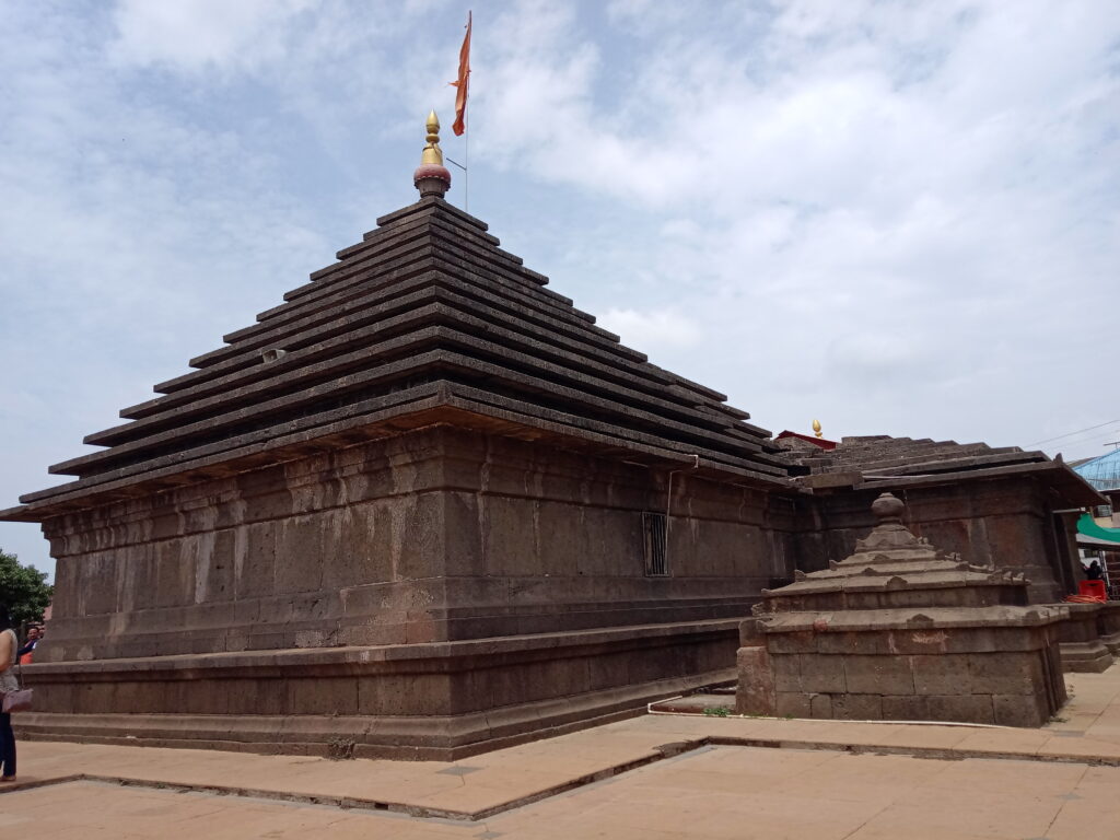 Mahabaleshwar Temple In Mahabaleshwar Tourism In Hindi 
