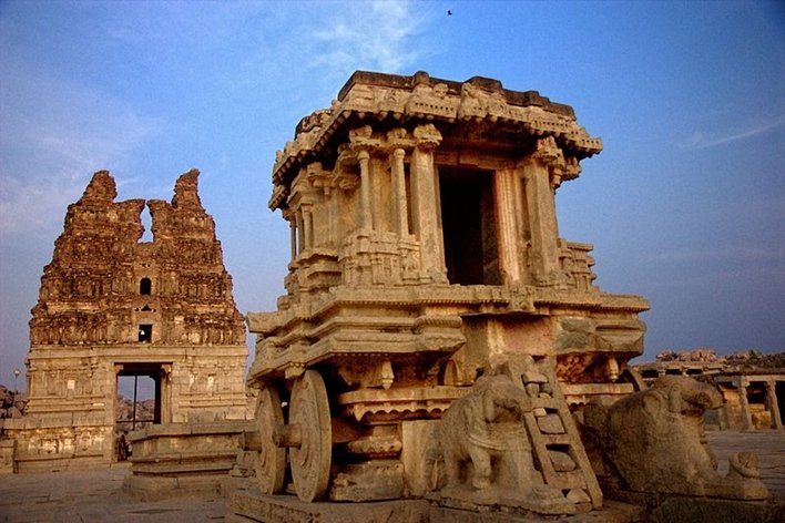 Best Tourist Places In Hampi In Hindi