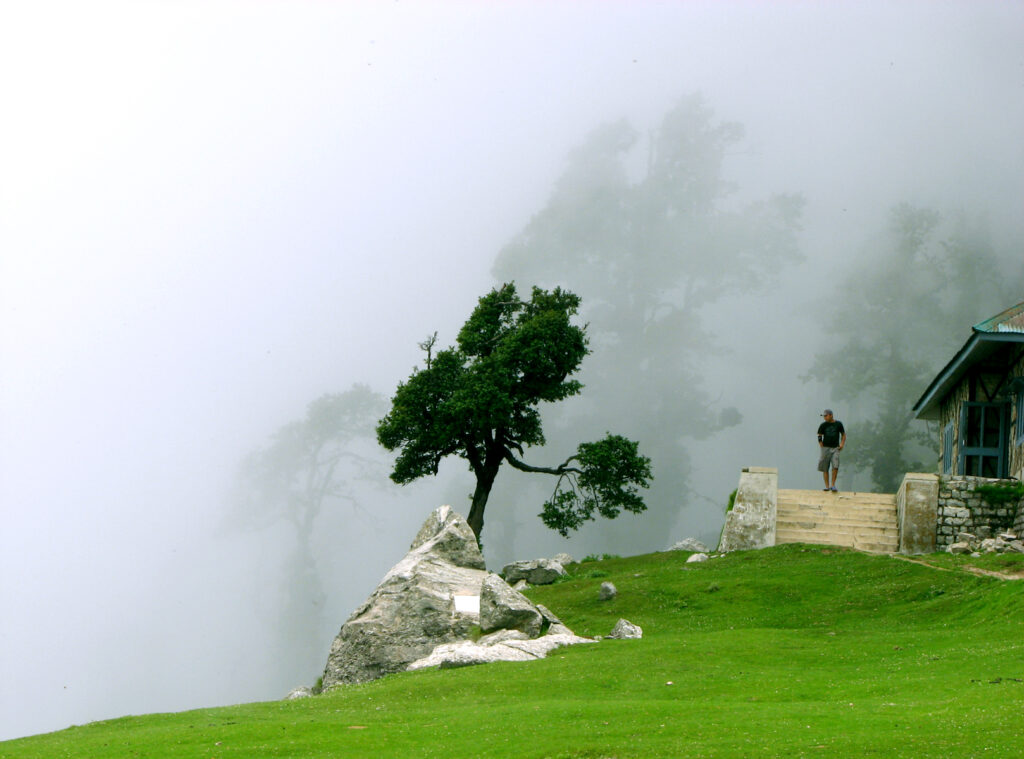 Mcleodganj Me Ghumne Ki Jagah In Hindi