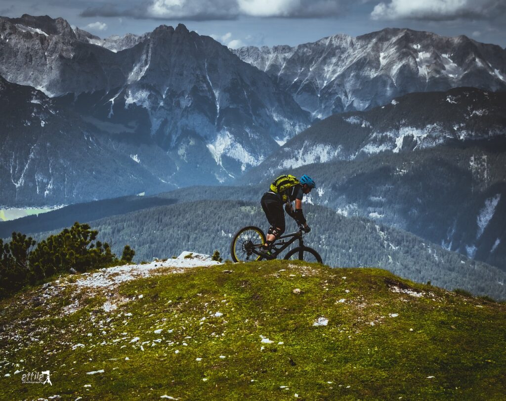 Mountain Biking Adventure Activities In Bir Billing