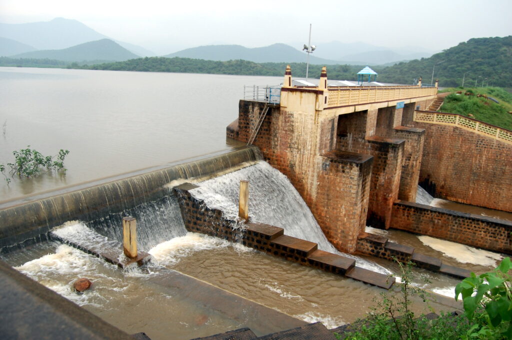 Garga Dam Jharkhand Me Ghumne Ki Famous Jagah