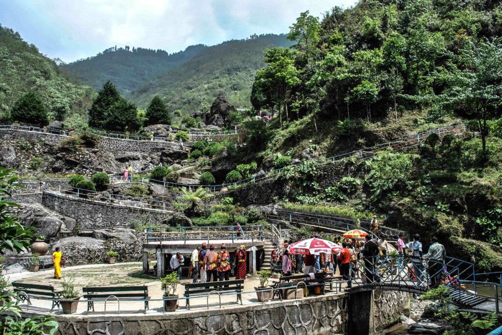 Rock Garden Darjeeling in Hindi 